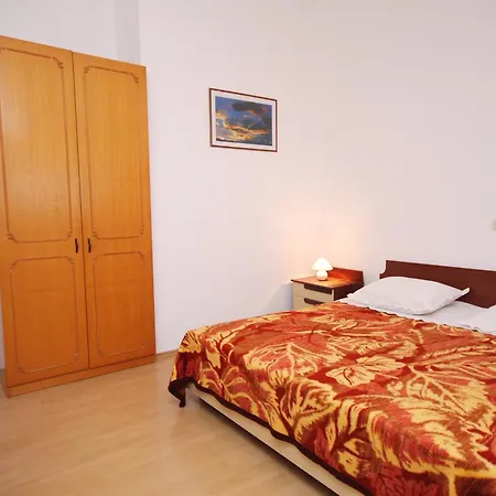 Jezera 9502c Apartment