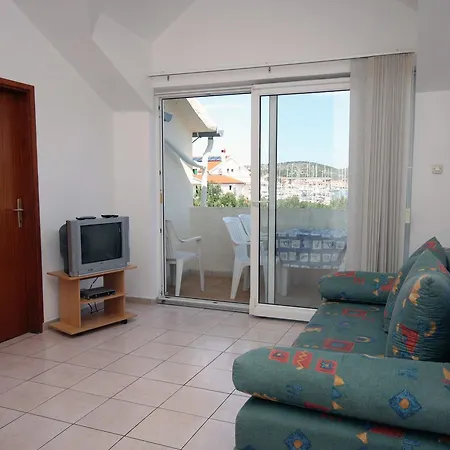 Jezera 9502c Apartment