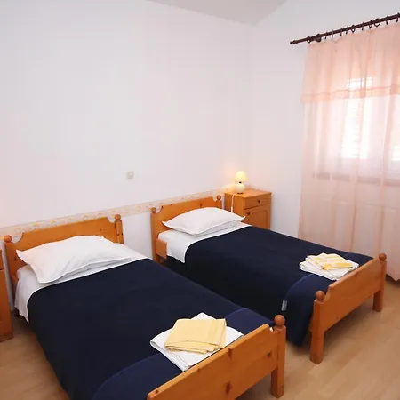 Jezera 9502c Apartment *